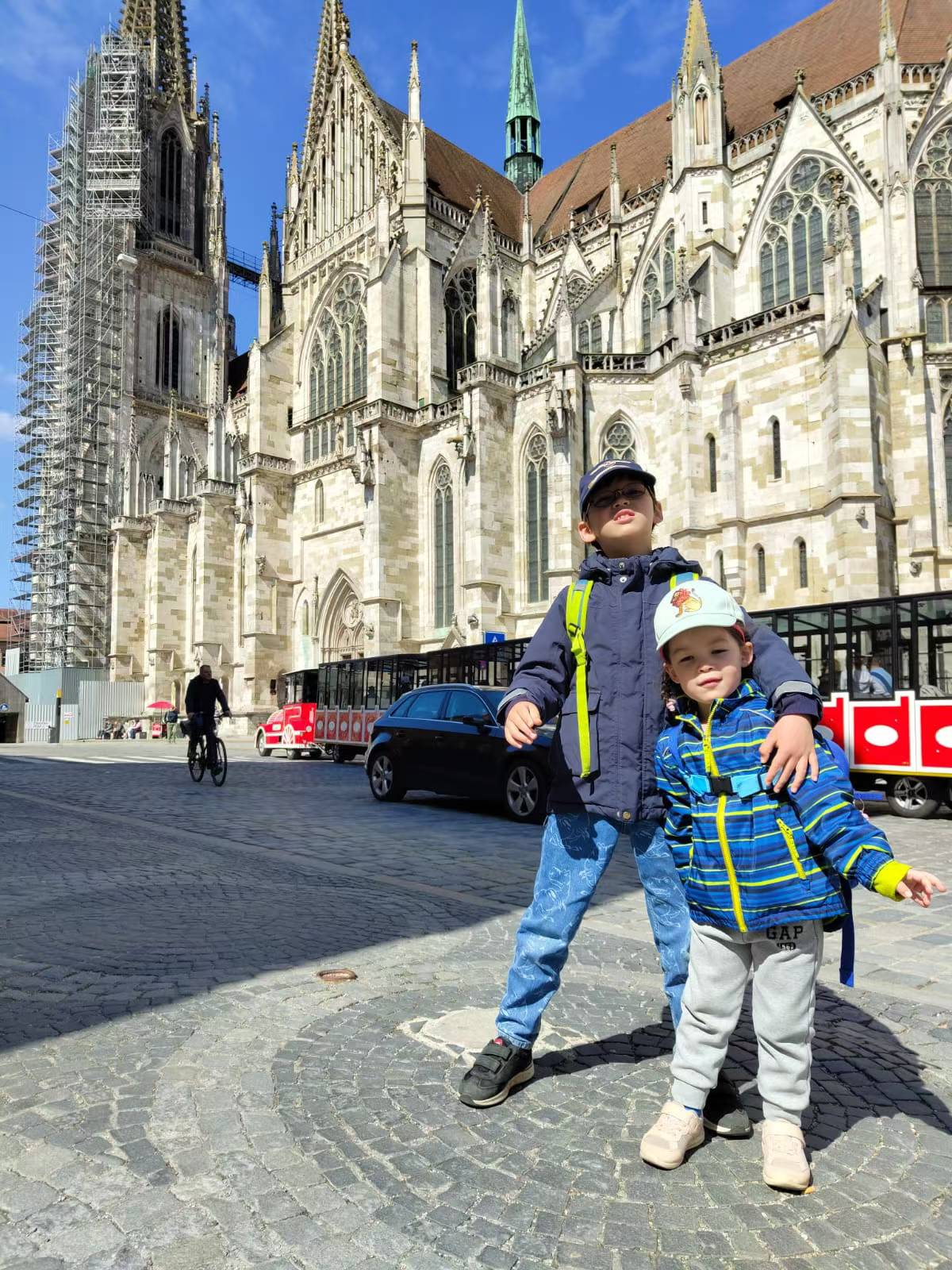 Our Regensburg day trip, where the Bayern-Ticket covered the family from Munich local transport to the regional train and back.
