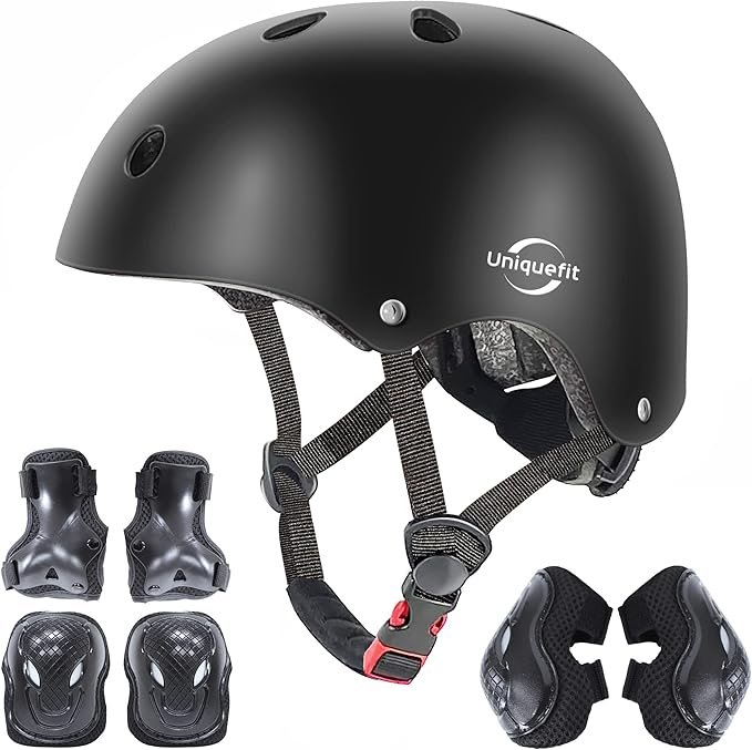 UniqueFit helmet and pad set